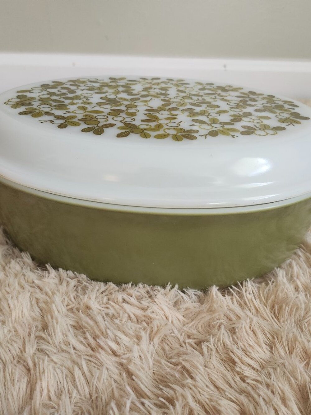 Pyrex 045 avocado green olive lid casserole dish
